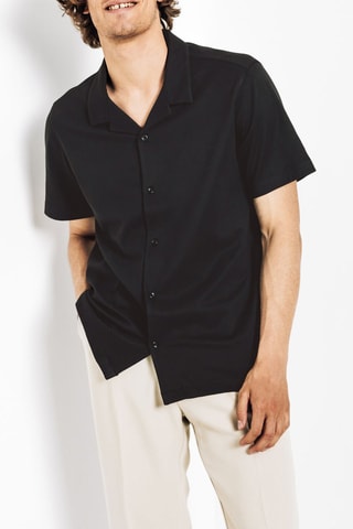 Camisa regular - Preto