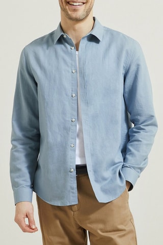 Camisa regular em linho - Azul-celeste