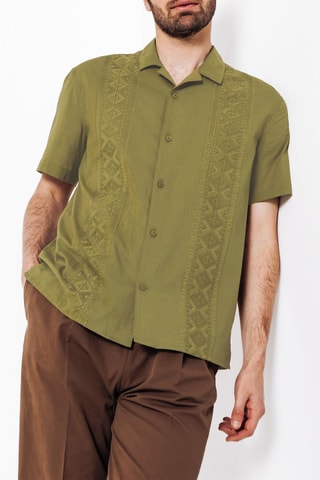 Camisa regular - Caqui