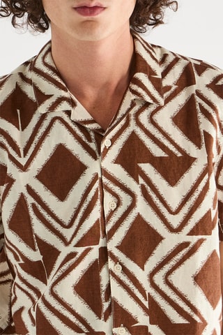 Camisa regular em linho - Camel