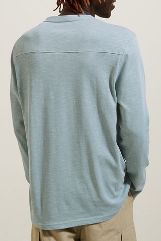 Camiseta slim fit de algodón orgánico - Celeste