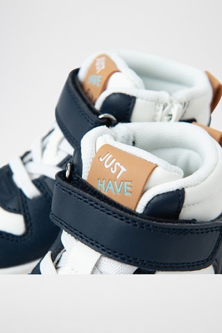 Sapatilhas subidas - Branco e azul-marinho