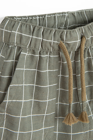 Calções - Verde-azeitona