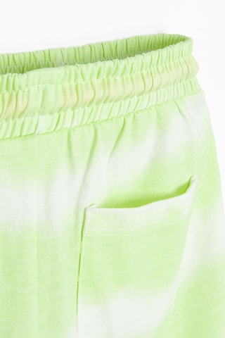 Calções tie and dye - Verde-claro