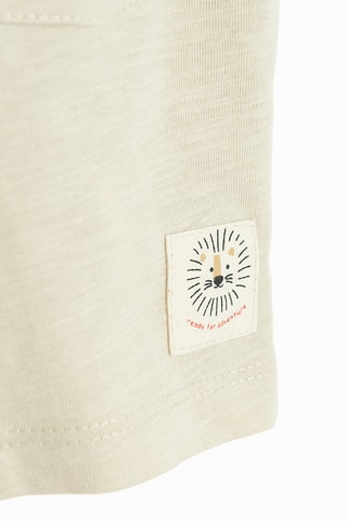 Camisa e calções - Bege