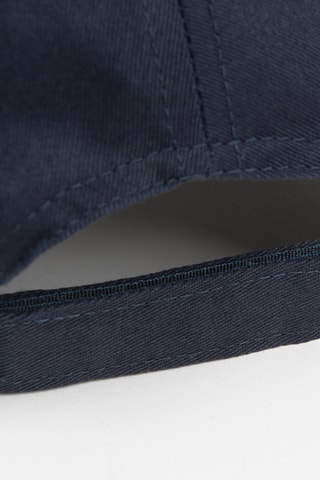 Boné - Azul-marinho