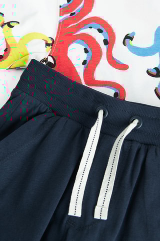 T-shirt e calções - Branco e azul-marinho