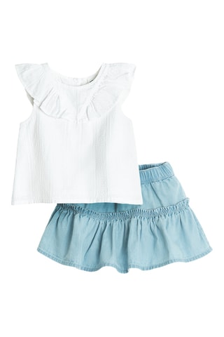 Blusa e saia - Branco e azul-celeste