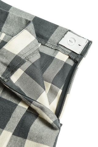 Saia plissada - Cinzento-escuro e cru