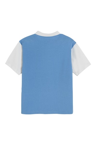 Polo Branco e azul-claro