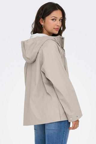 Impermeable con capucha - Beige