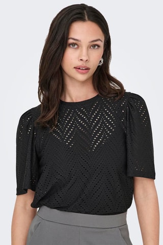 Top regular fit con bordado inglés - Negro