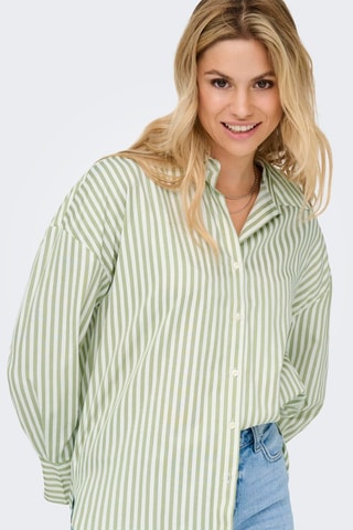 Camisa regular fit - Crudo y verde oliva