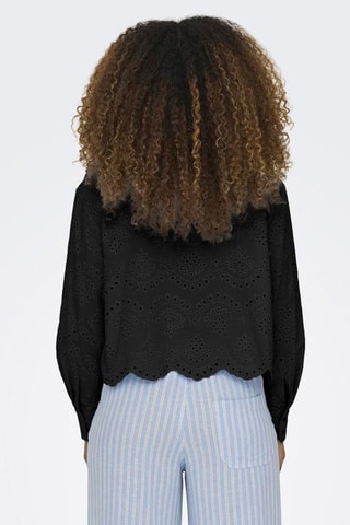 Camisa loose con bordado inglés - Negro