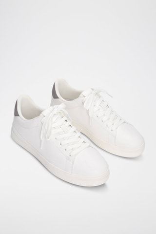 Baskets - Blanc et gris foncé