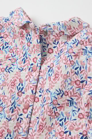 T-shirt e jardineiras em veludo - Rosa