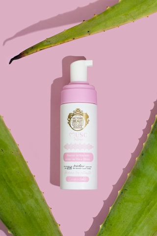 Espuma íntima com almíscar branco 150 ml