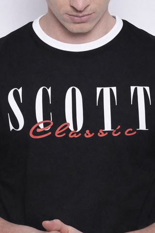 Camiseta Jordy - Negro