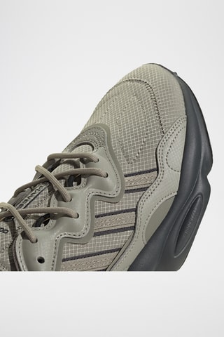 Baskets Ozweego - Gris foncé