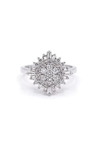 Bague - Or blanc et diamants