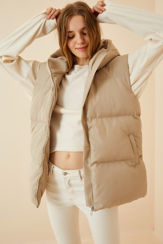 Piumino con cappuccio senza maniche - Beige