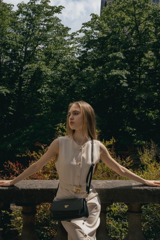 Sac bandoulière en cuir Lior  - Noir