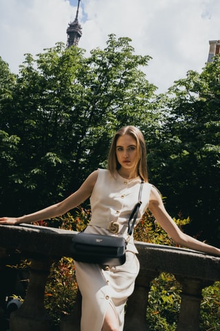 Sac bandoulière en cuir Lior  - Noir