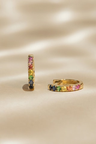 Argolas Colorful Love Ouro amarelo, esmeraldas, rubis e safiras