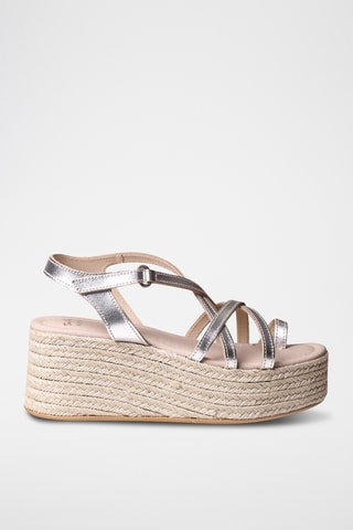 Sandálias com cunha em couro Claudia - Prateado