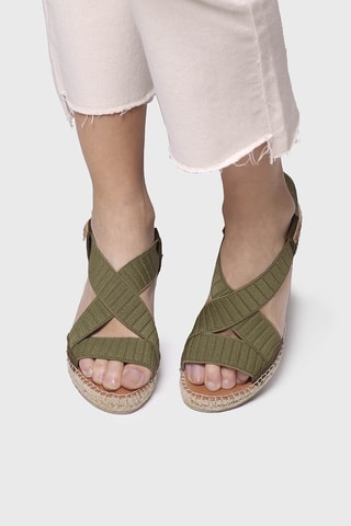 Sandálias com cunha Tura - Caqui