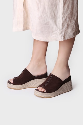 Mules com cunha em nobuck Miriam - Bege - Castanho