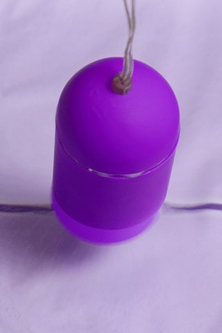 Œuf vibrant - Violet - 6 cm