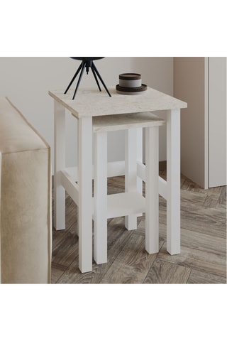 Table d'appoint et tabouret
