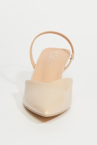 Sapatos de salto - Bege