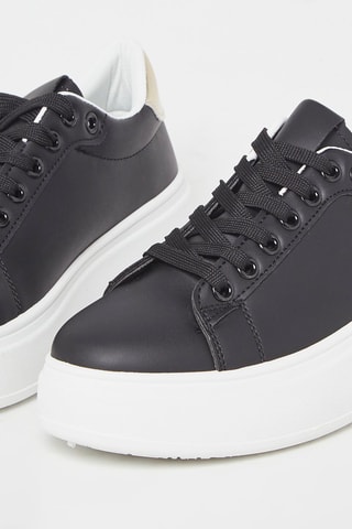 Sapatilhas com plataforma - Preto e branco