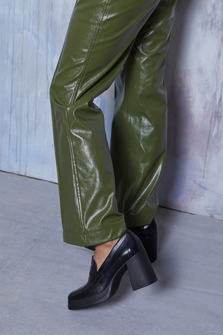 Mocassins à talons en cuir Cleia - Noir