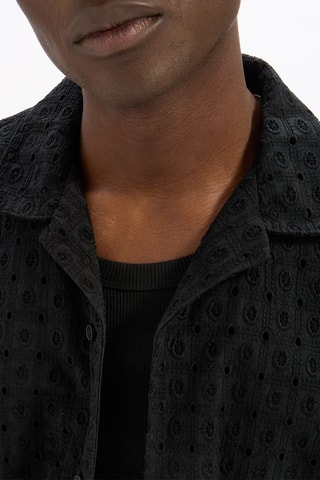 Camicia regular in sangallo - Nero