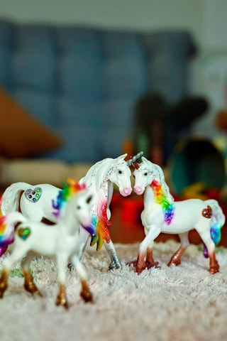 Unicorno arcobaleno femmina - Da 5 anni