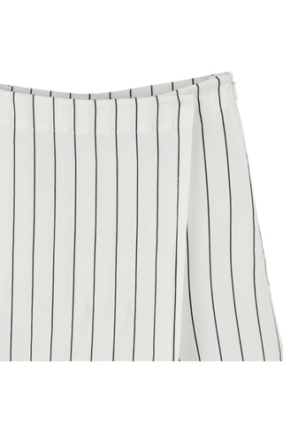 Short - Wit - DKNY