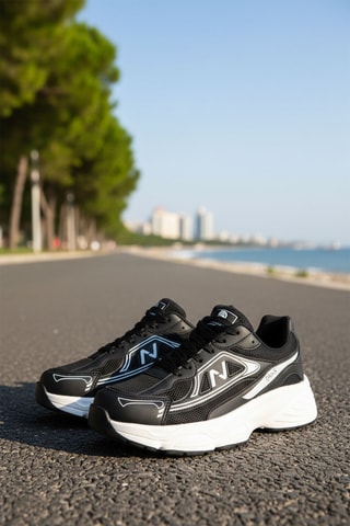 Sneakers - Nero e bianco