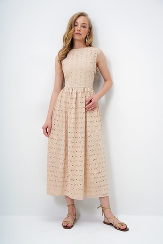 Robe patineuse en broderie anglaise - Beige