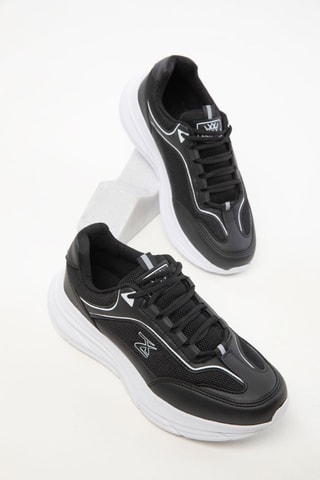 Sneakers - Nero e bianco