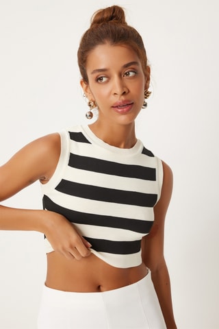 Crop top - Preto e cru