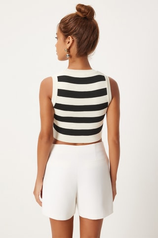 Crop top - Preto e cru