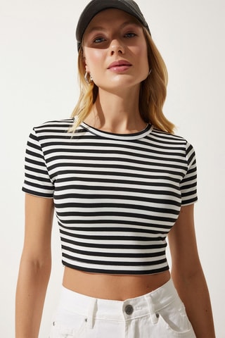Crop top - Preto e branco