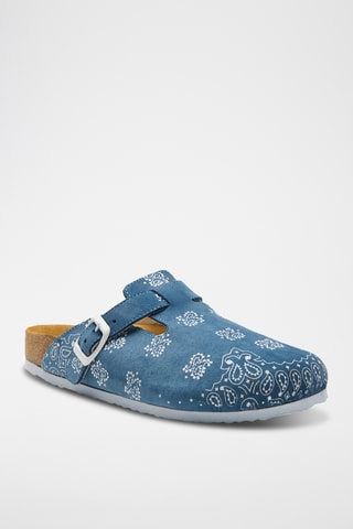Zuecos de nobuk Folk Capri - Celeste - Diseño ancho