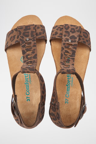 Sandalias de nobuk Macrea - Marrón - Diseño estrecho