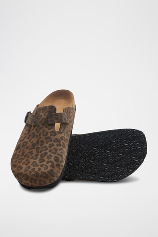 Zuecos de nobuk Capri - Marrón - Diseño ancho