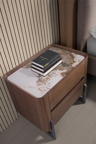 Table de chevet en noyer - 28 x 40 x 60 cm