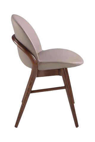 2 chaises en bois - 47 x 59 x 81 cm